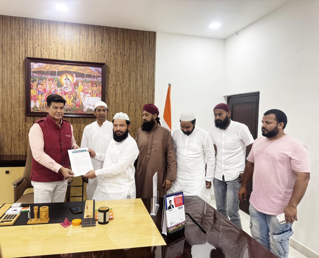 उर्स ए आला हज़रत में शरीक होने आए ज़ायरीन को न हो कोई परेशानी उस्ताद ए ज़मन ट्रस ने शहर की व्यवस्थाओं को दुरुस्त कराने के लिए मेयर को 5 सूत्रीय मांग का दिया ज्ञापन...